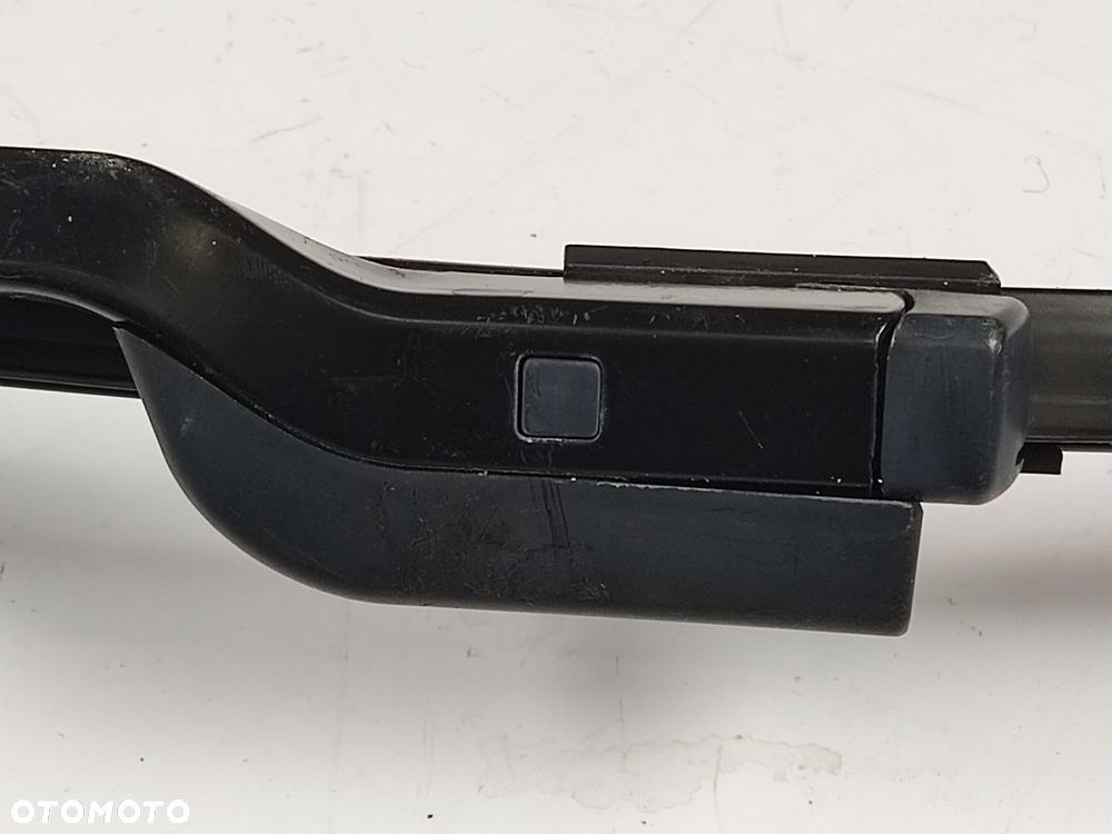 VOLVO XC40 17-21r Ramiona Wycieraczek - 2