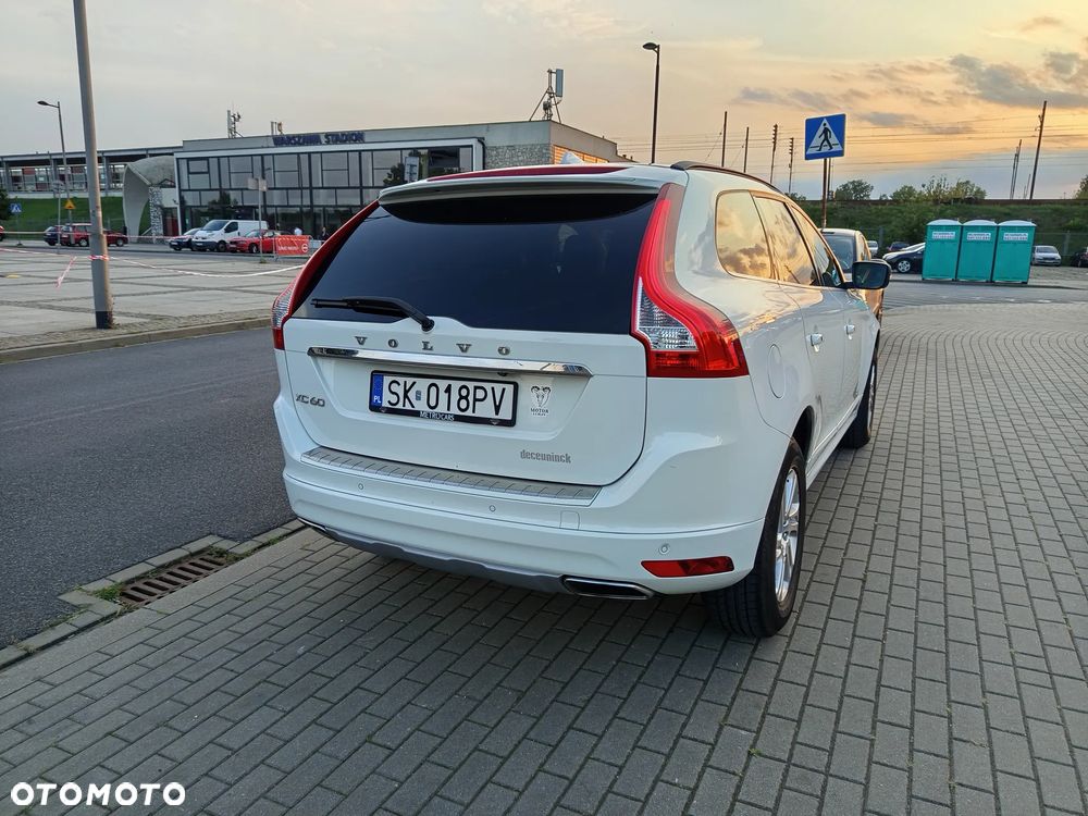 Volvo XC 60 D4 Drive-E Momentum - 20