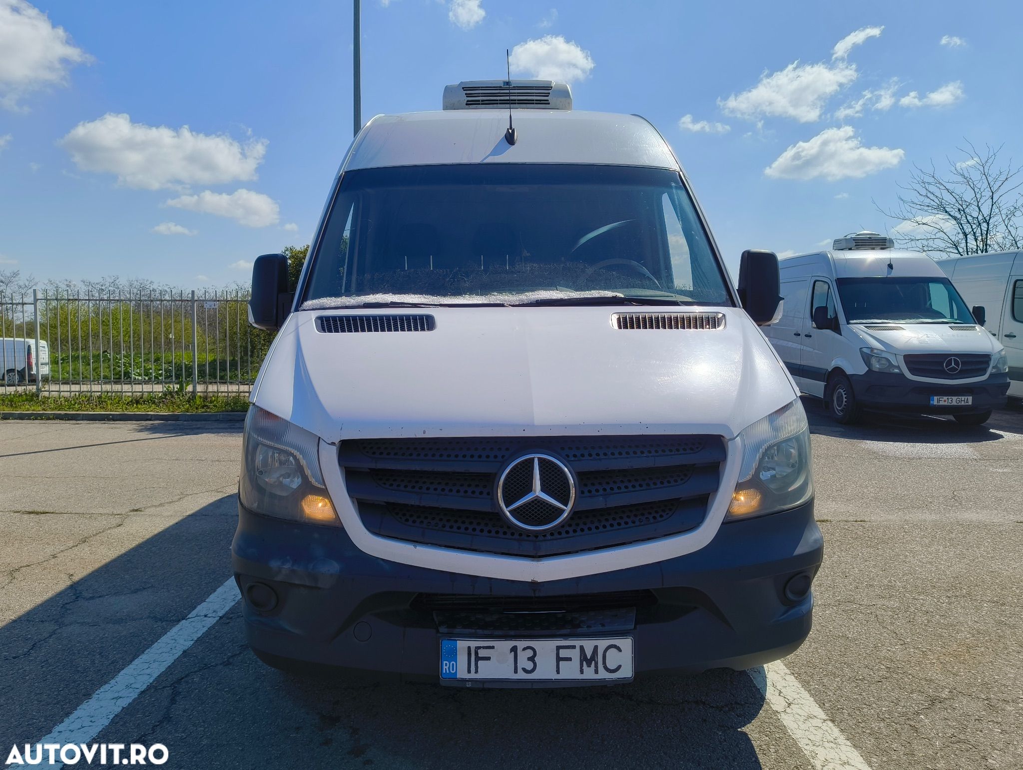 Mercedes-Benz Sprinter - 1