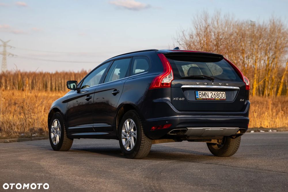 Volvo XC 60 D4 Drive-E Momentum - 9
