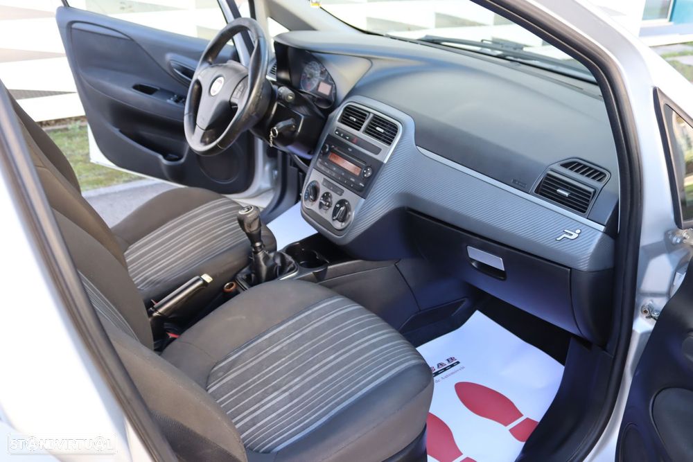 Fiat Grande Punto 1.3 M-Jet Free J15 - 31