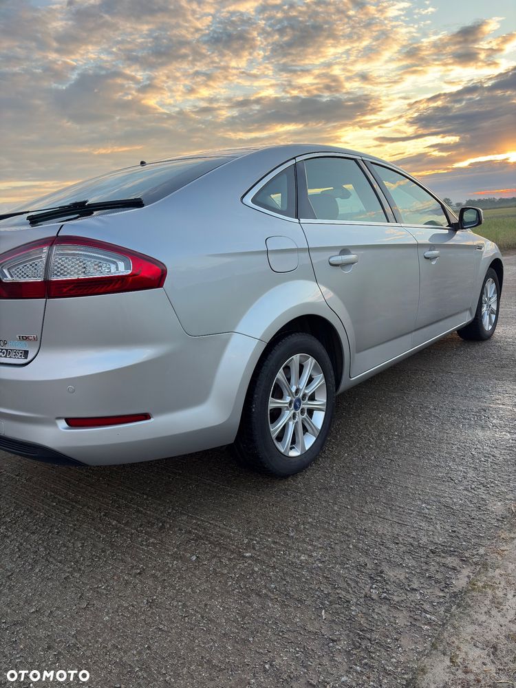 Ford Mondeo 2.0 TDCi Titanium - 34