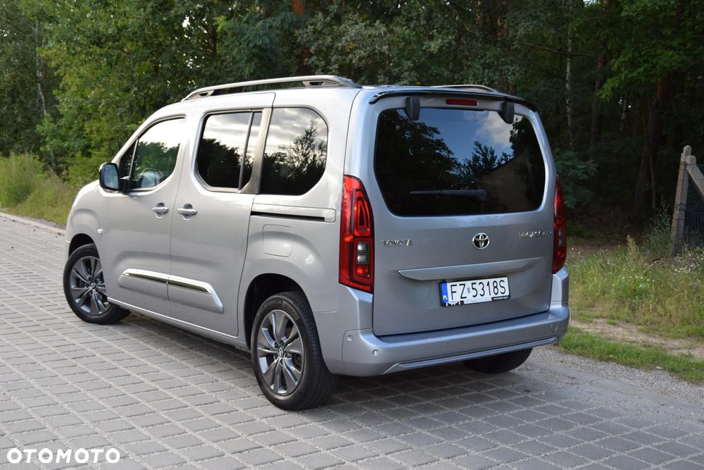 Toyota Proace City Verso 1.5 D-4D Family - 3