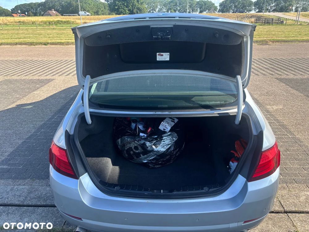 BMW Seria 5 535i xDrive - 8