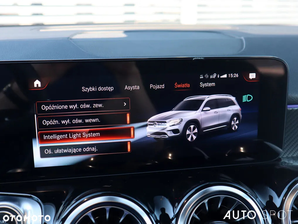 Mercedes-Benz GLB 250 4-Matic AMG Line 8G-DCT - 31