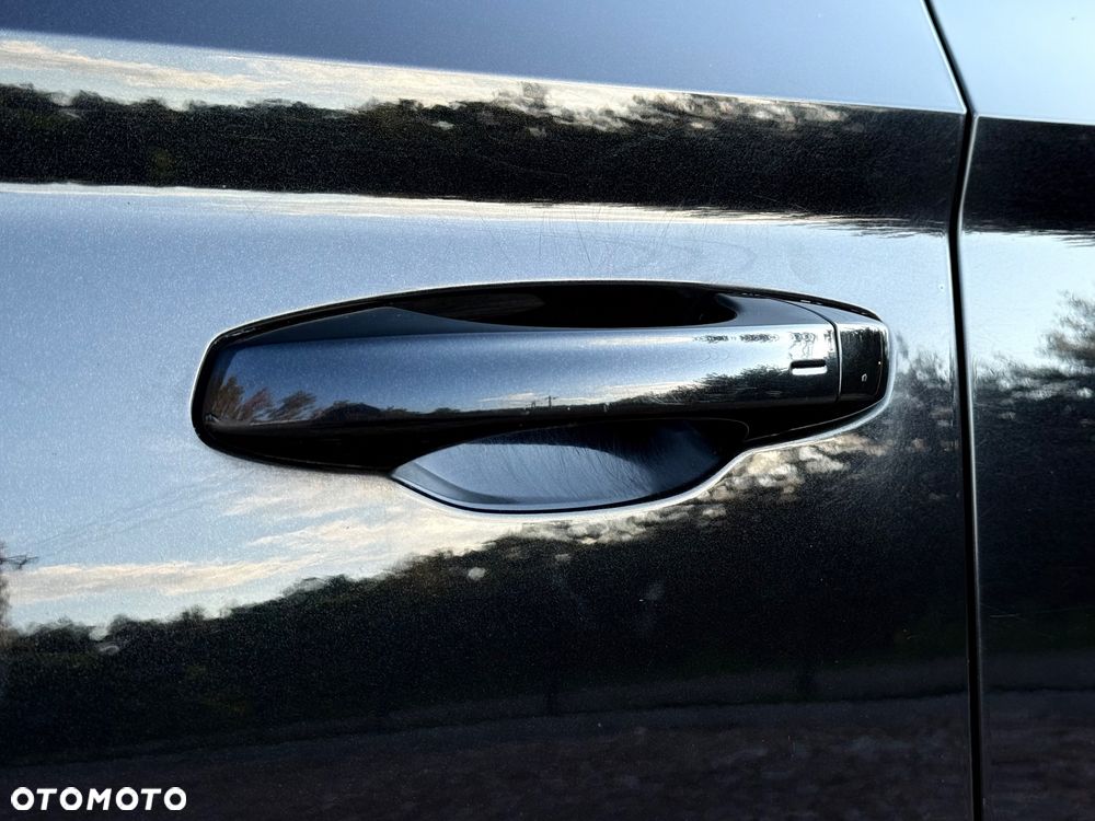 Skoda Superb 2.0 TDI 4x4 L&K DSG - 8