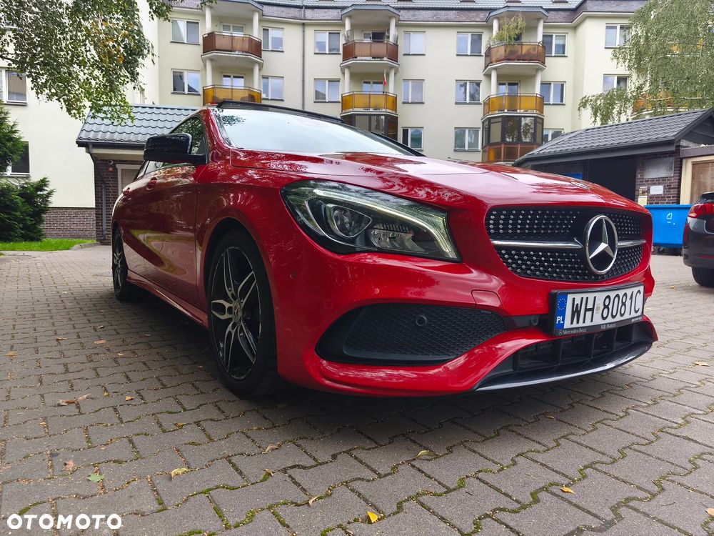 Mercedes-Benz CLA 180 7G-DCT AMG Line - 1