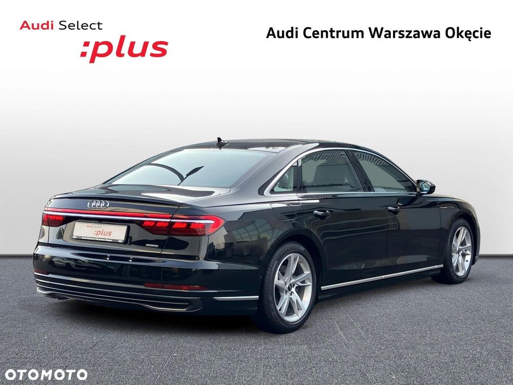 Audi A8 - 8