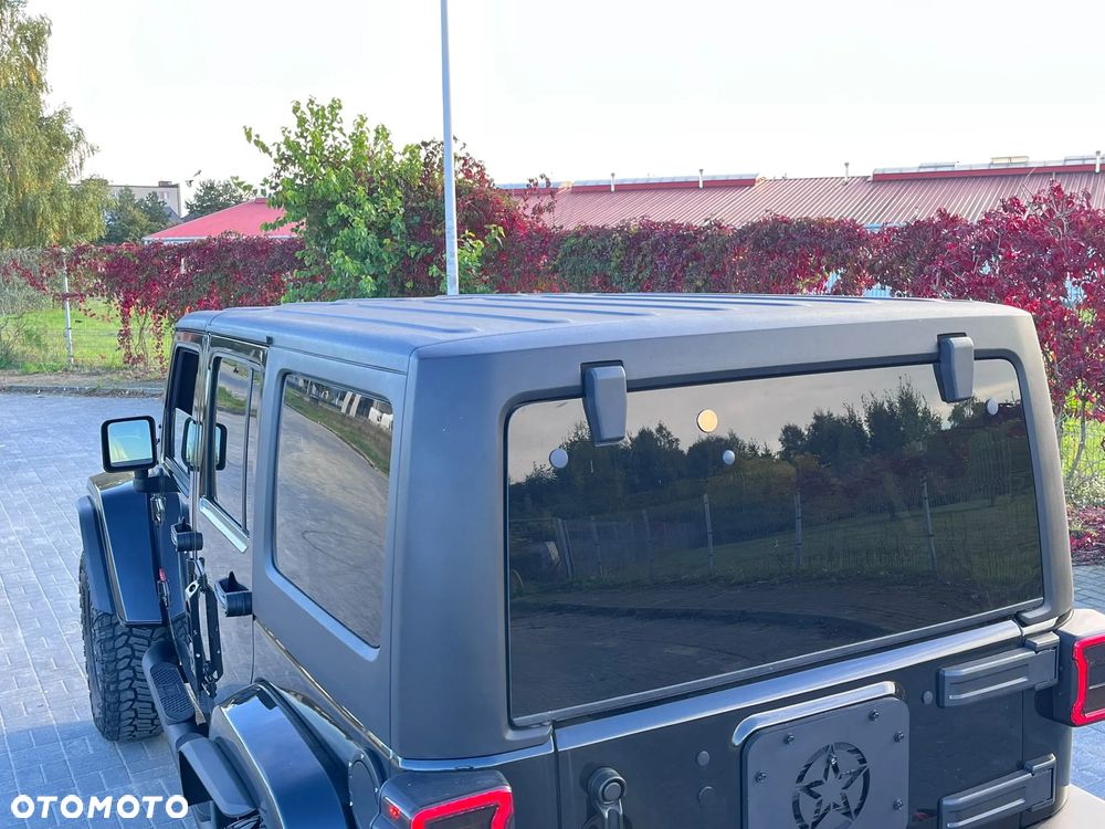 Jeep Wrangler - 17