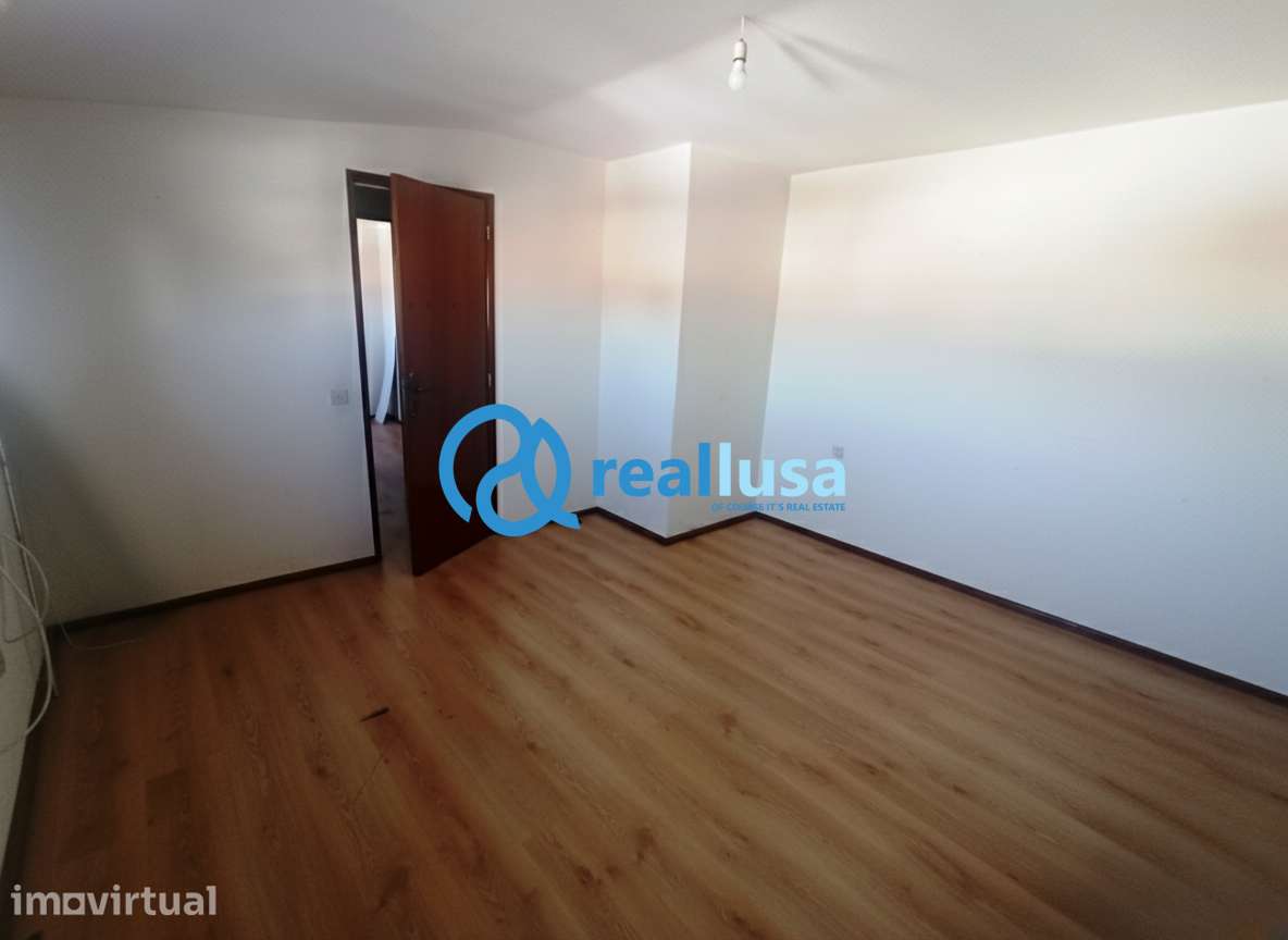 Apartamento T2 Duplex Rio Tinto Gondomar - Grande imagem: 4/14