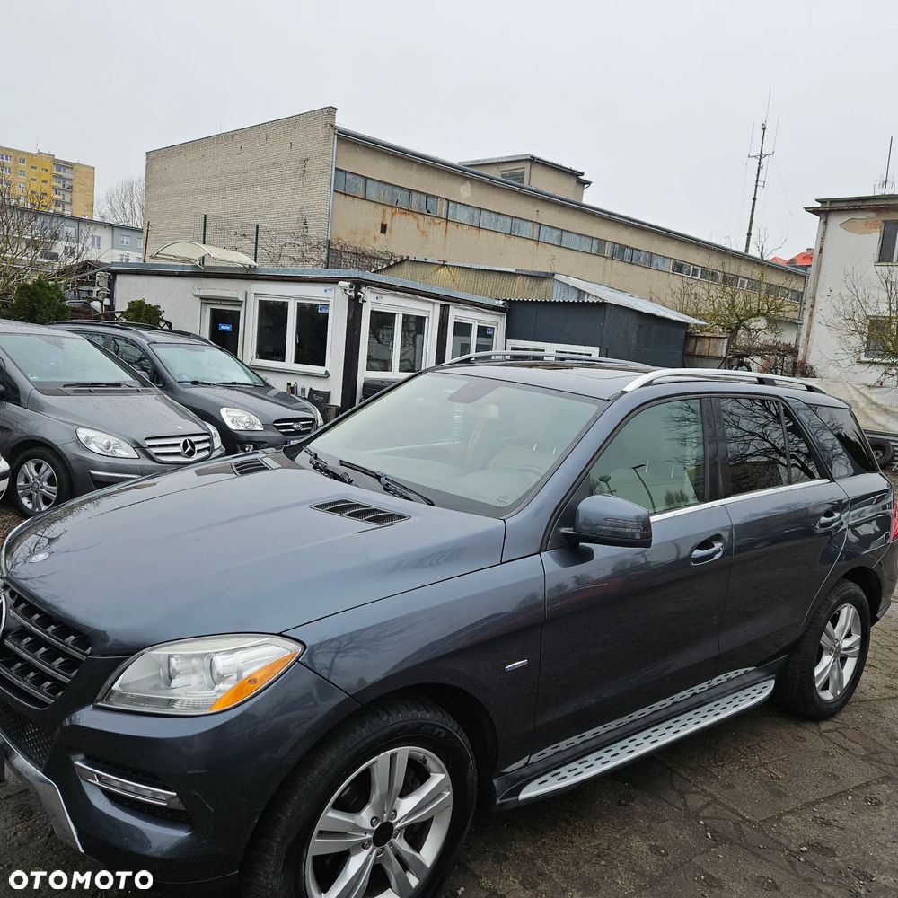 Mercedes-Benz ML 350 4MATIC BlueEFFICIENCY 7G-TRONIC Edition 1 - 20