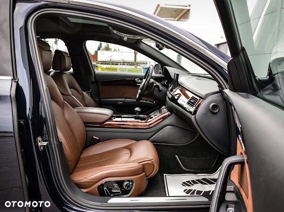 Audi A8 - 17