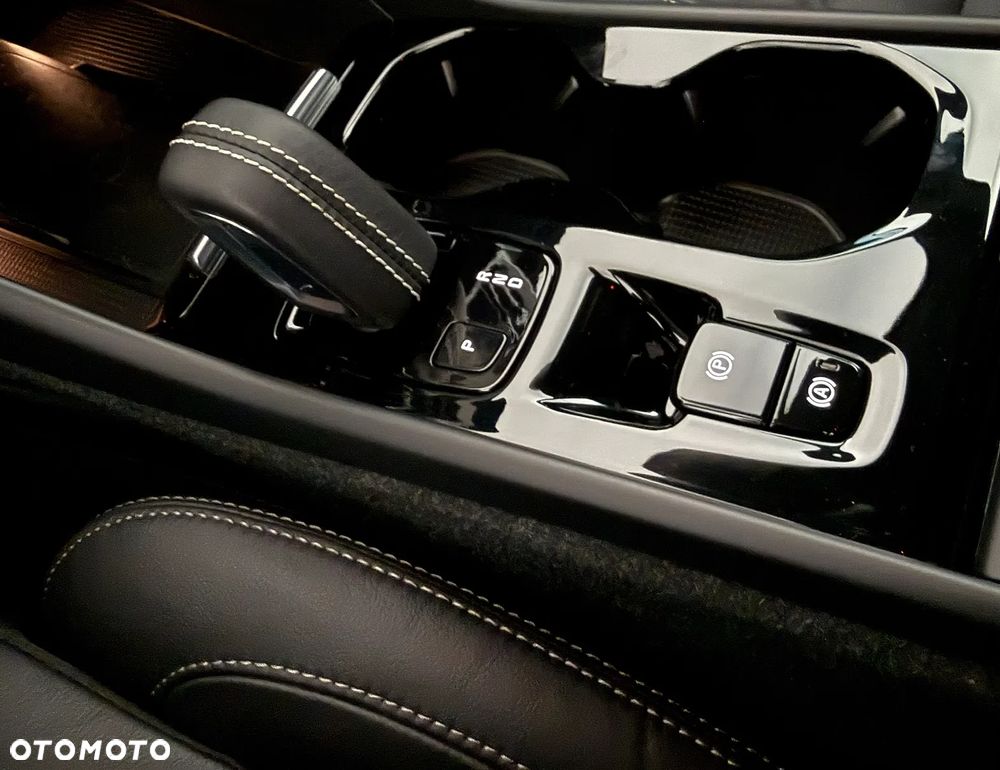 Volvo XC 40 B4 B DKG RDesign - 28