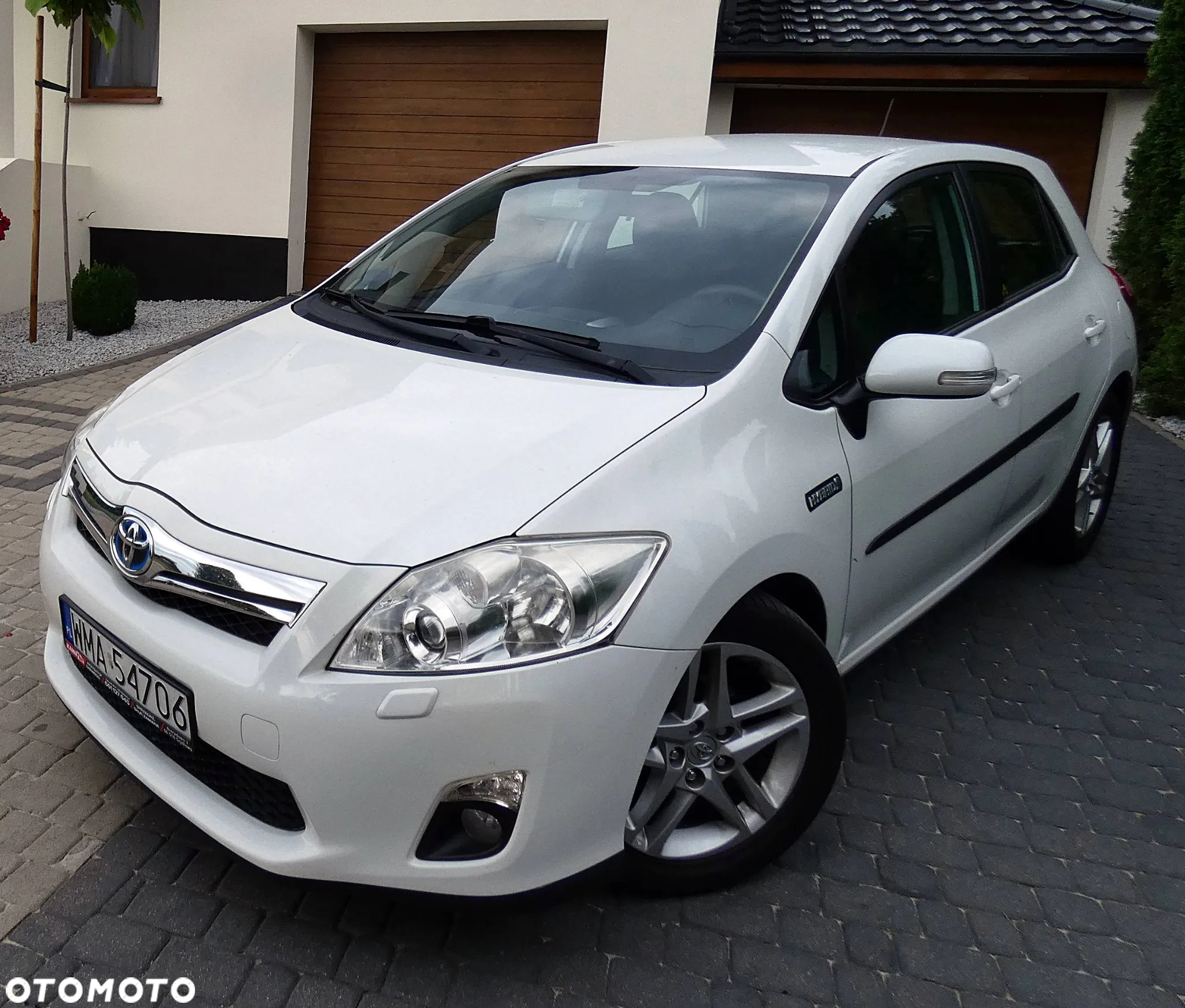 Toyota Auris 1.8 HSD Luna - 24