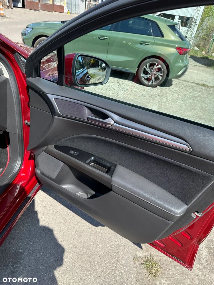 Ford Mondeo 2.0 TDCi Bi-Turbo Titanium PowerShift - 15