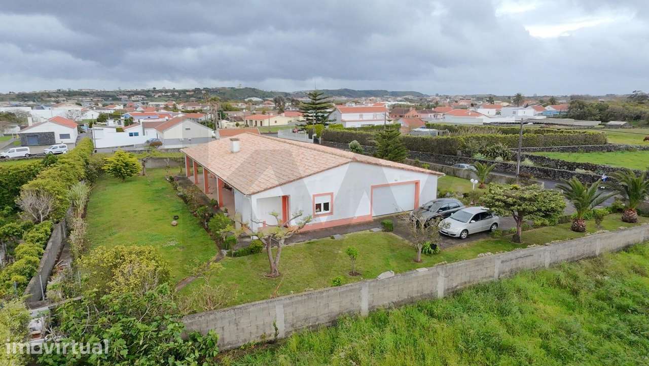 Moradia T3 - Lajes - Grande imagem: 5/37