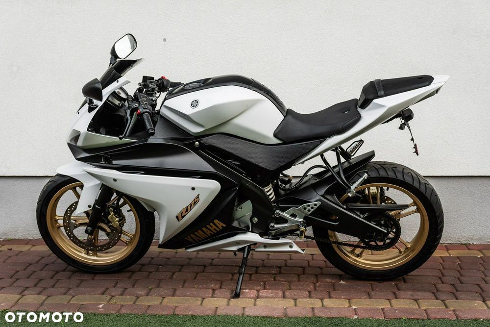 Yamaha YZF - 5