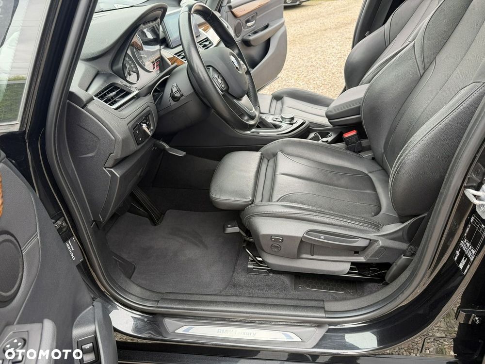 BMW Seria 2 220i Luxury Line - 33