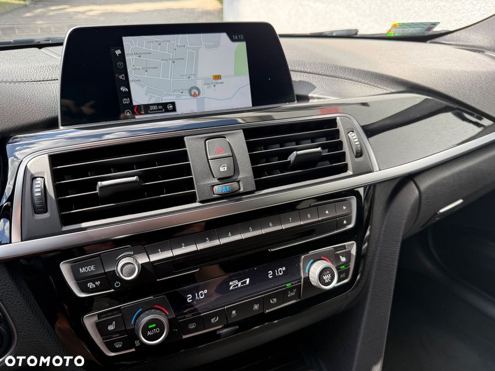 BMW Seria 3 325d Sport Line Shadow - 29