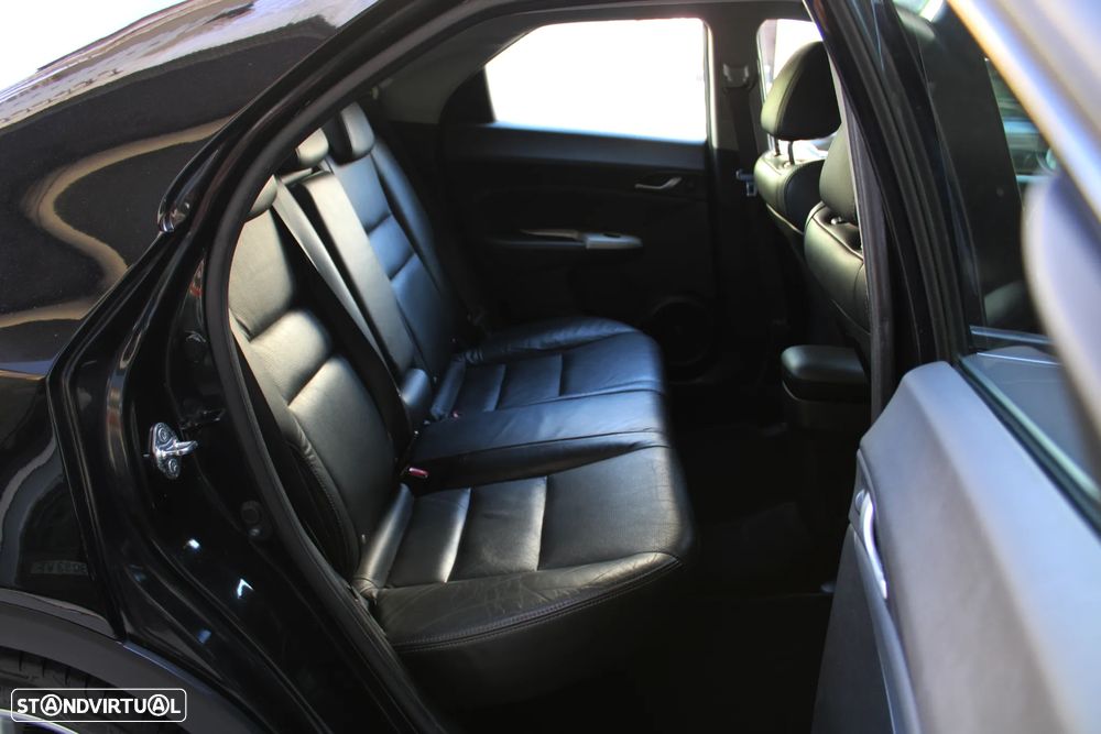 Honda Civic 1.8 Executive NAVI - 27