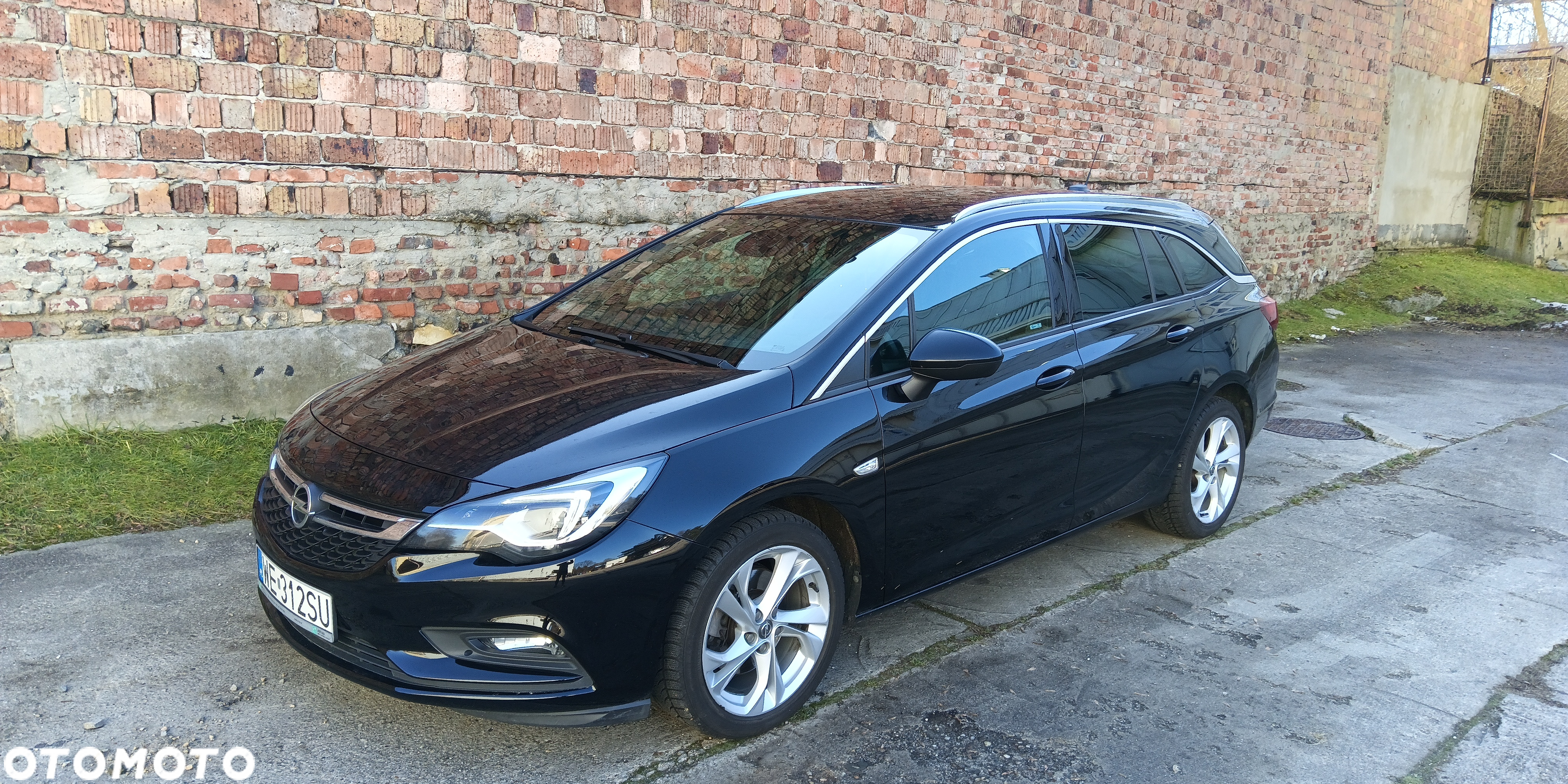 Opel Astra V 1.6 CDTI Dynamic S&S - 3