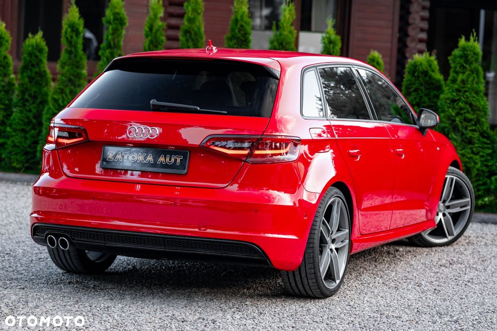 Audi A3 Sportback 2.0 TDI (clean diesel) quattro S tronic S line Sportpaket - 13