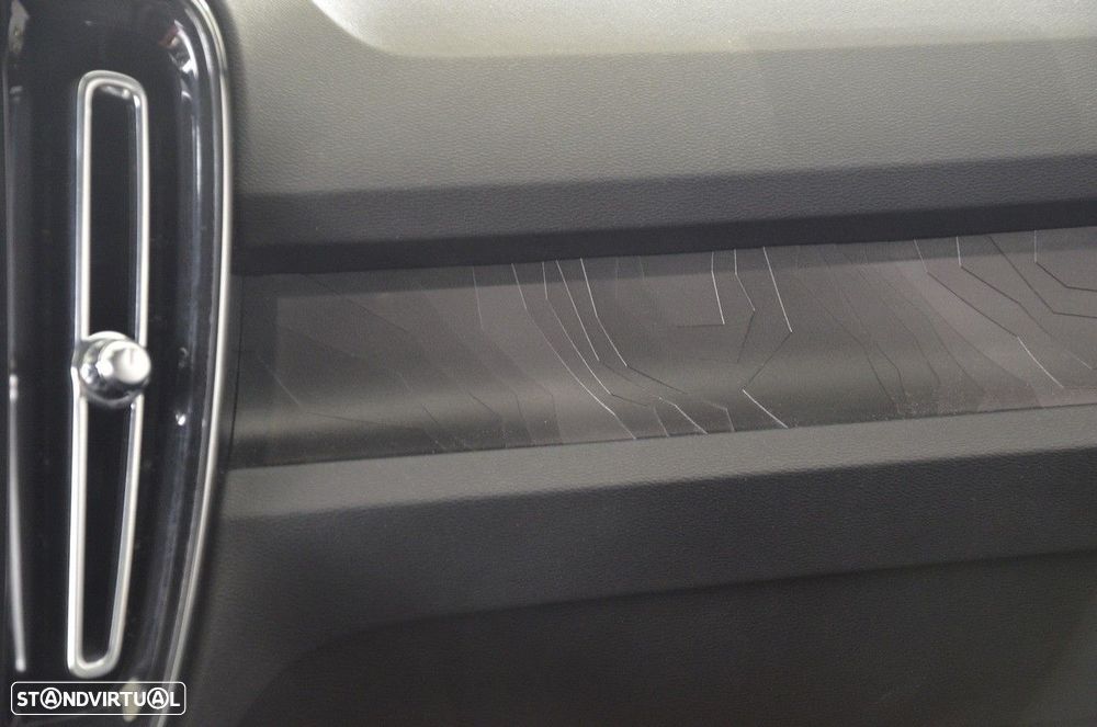 Volvo C40 Recharge Plus - 17