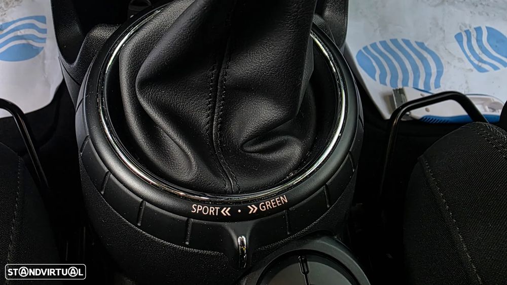MINI 3 Portas - 27