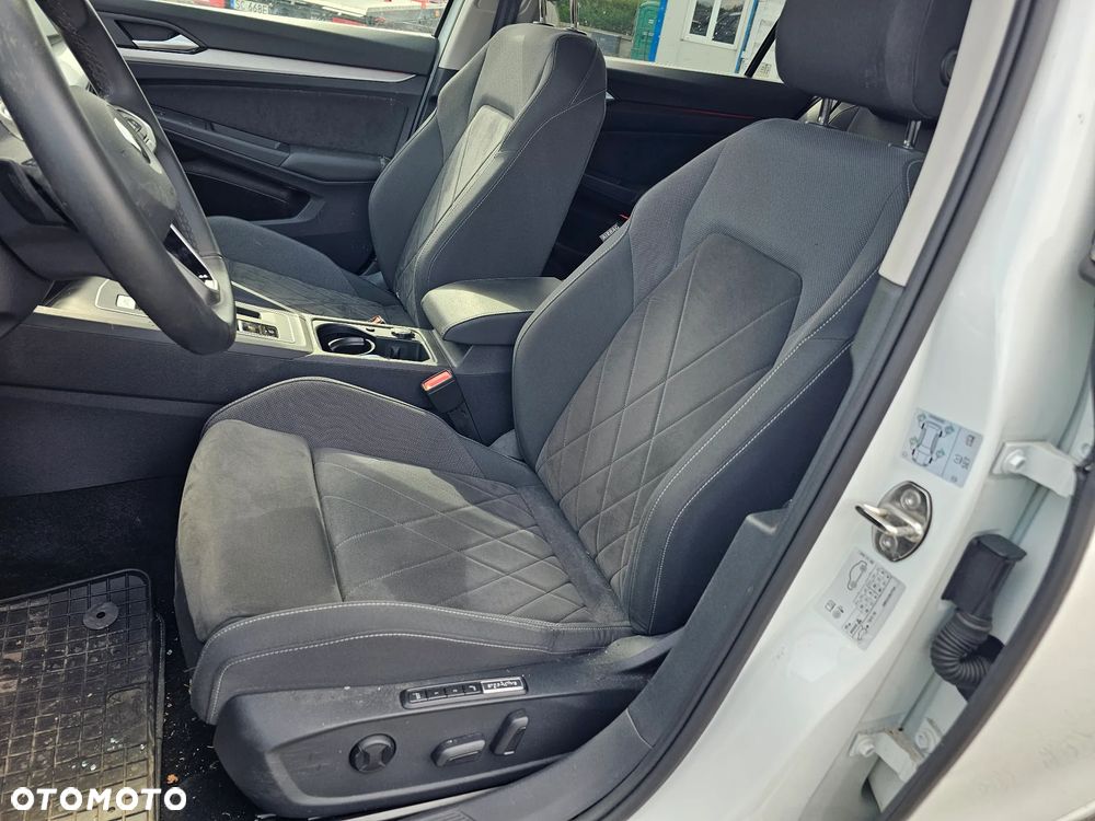 Volkswagen Golf - 18