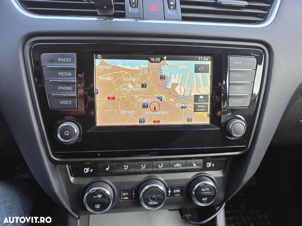 Skoda Octavia 1.6 TDI (Green tec) DSG Style - 27