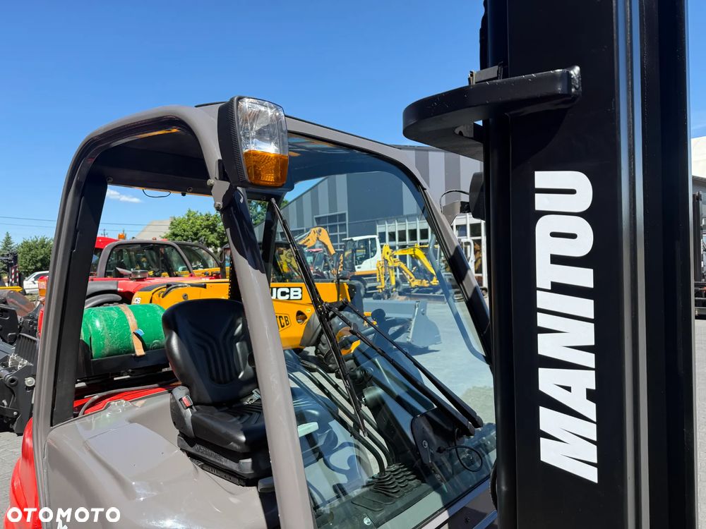 Manitou MI30G - 12