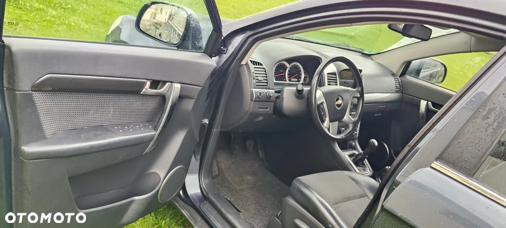 Chevrolet Captiva 2.4 4WD 7 Sitzer LT - 9