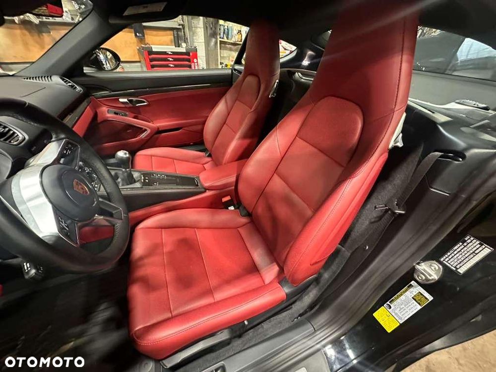Porsche Cayman - 17