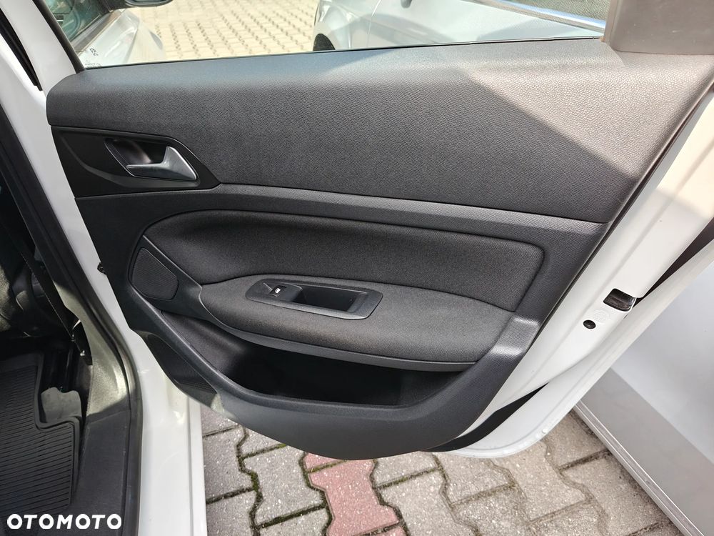 Peugeot 308 1.6 BlueHDi Active S&S - 27