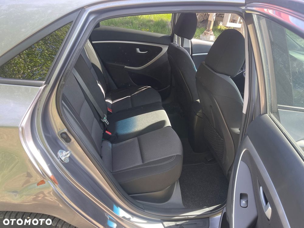 Hyundai i30 1.4 CRDi Trend - 8