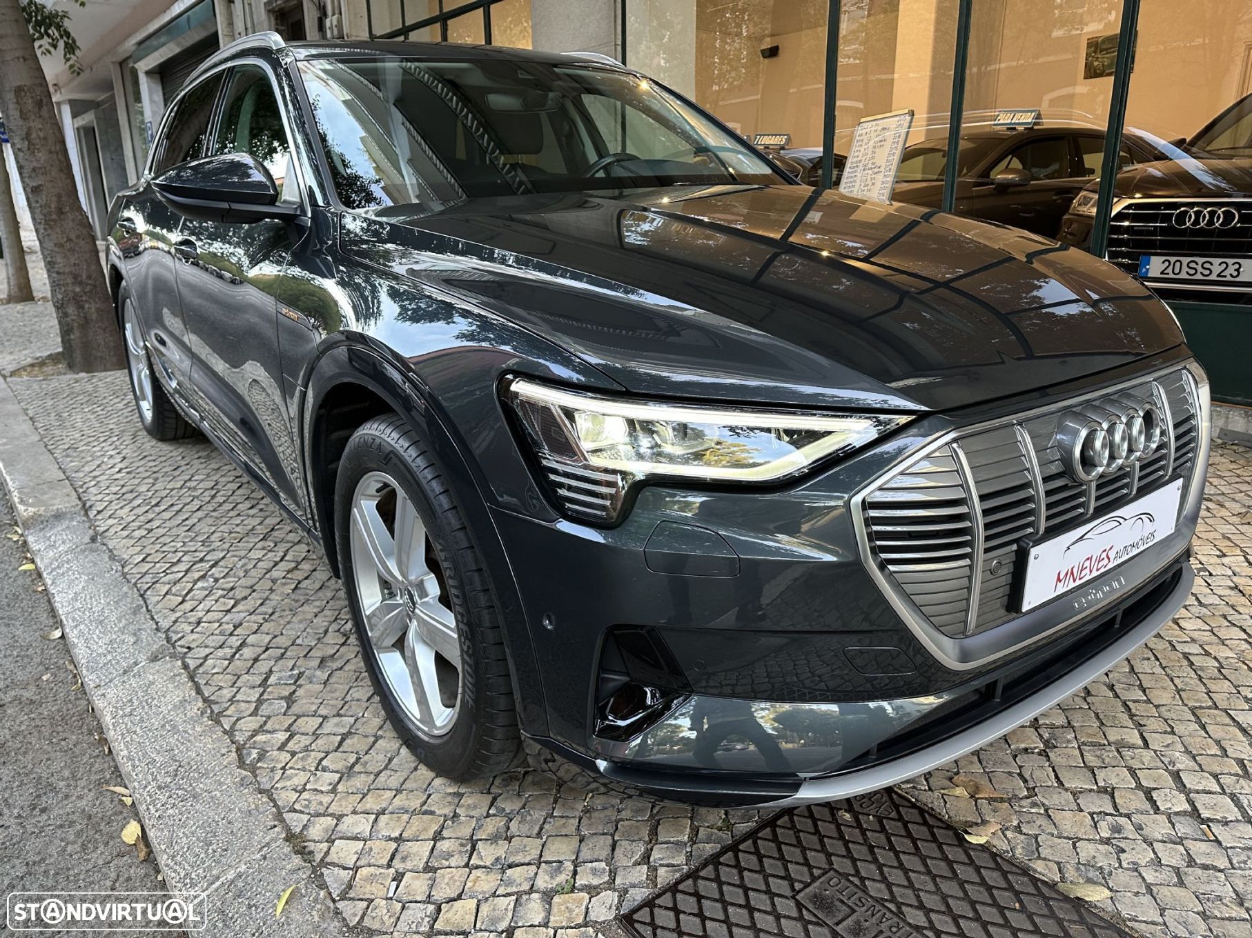 Audi e-tron - 1