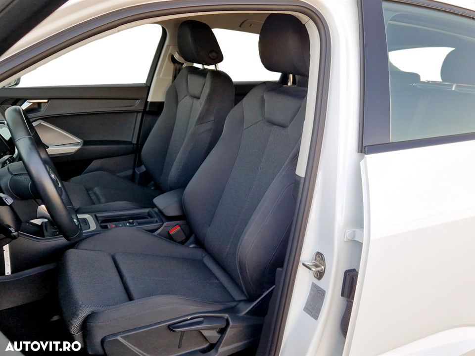 Audi Q3 35 TFSI S tronic - 13