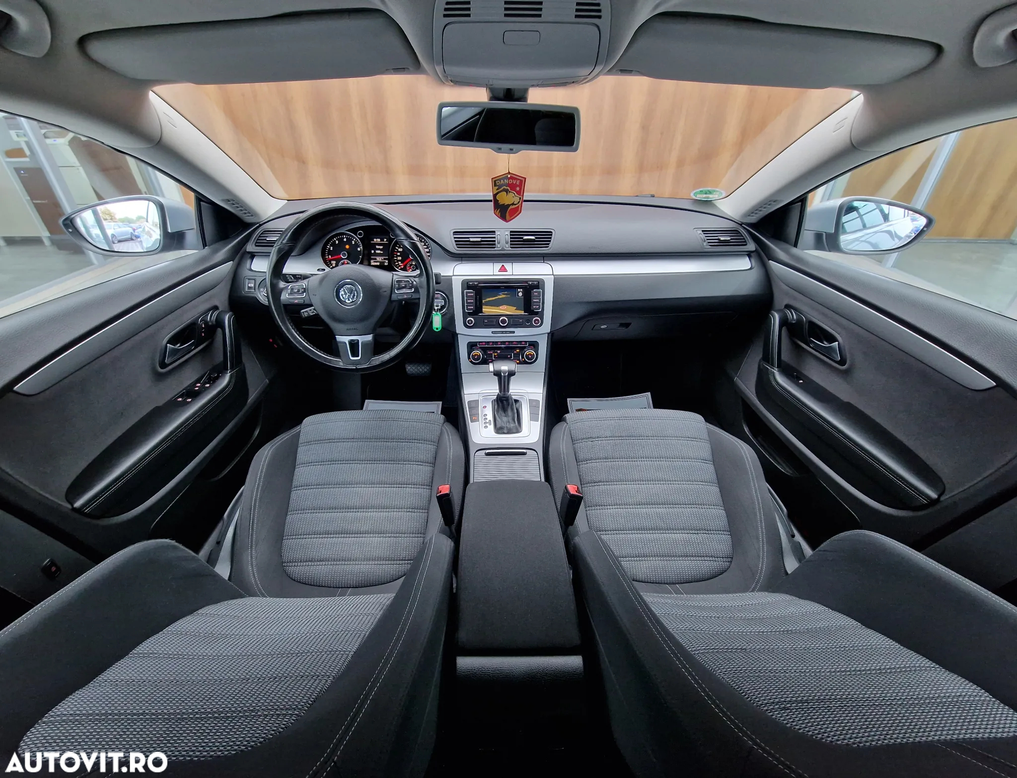 Volkswagen Passat CC 1.8 TSI DSG - 8