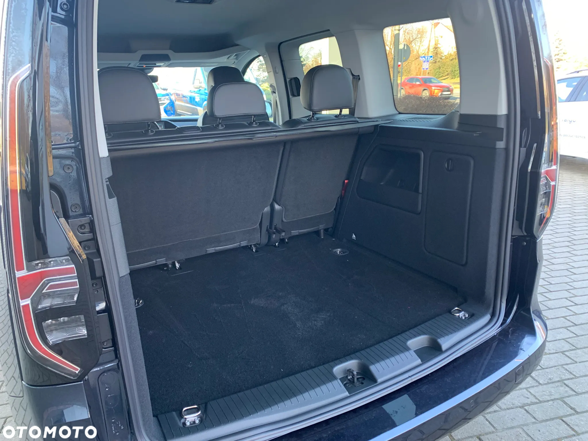 Volkswagen Caddy 2.0 TDI Style DSG - 14