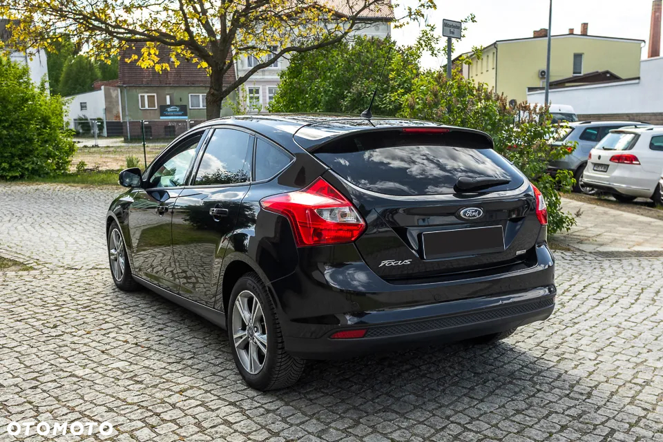 Ford Focus 1.0 EcoBoost Hybrid ACTIVE - 6