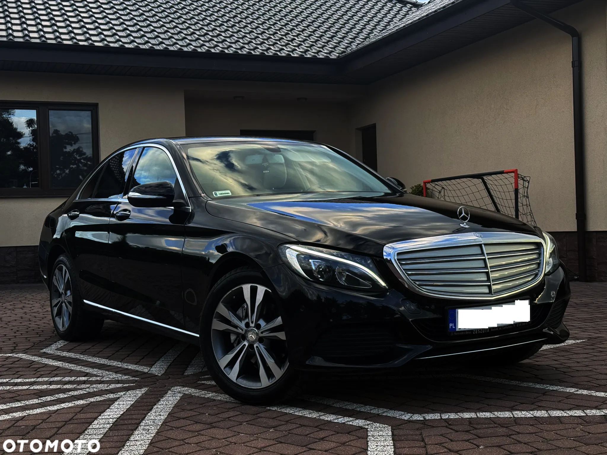 Mercedes-Benz Klasa C 250 7G-TRONIC - 2