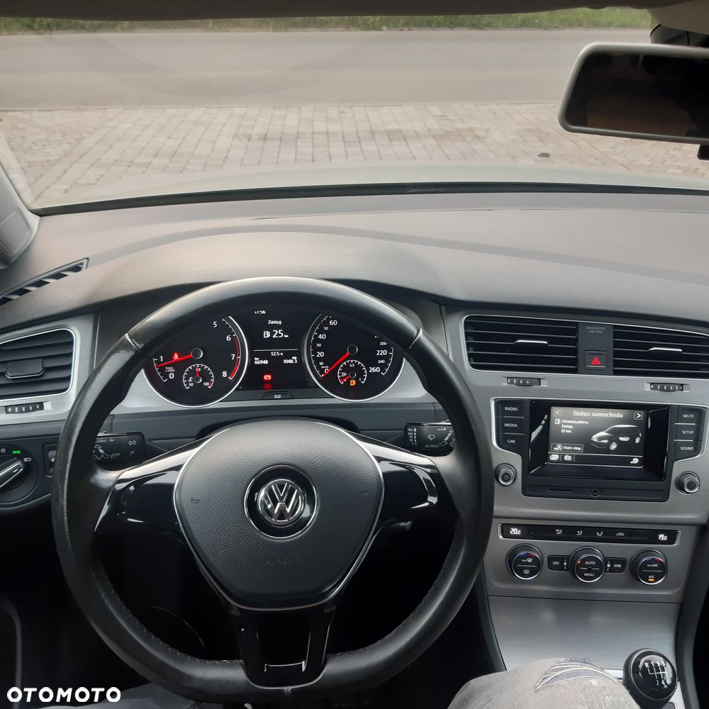 Volkswagen Golf - 13