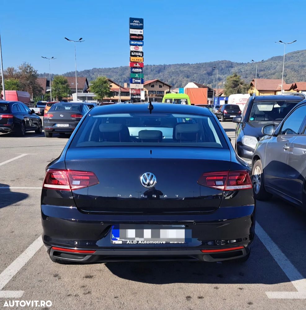 Volkswagen Passat 2.0 TDI DSG Comfortline - 3