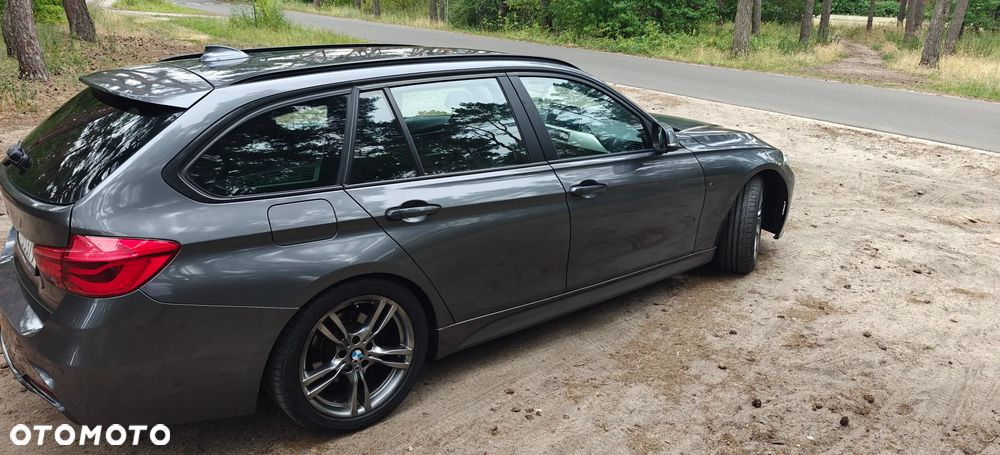 BMW Seria 3 325d - 2