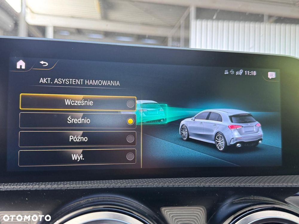 Mercedes-Benz Klasa A 35 AMG 4-Matic 7G-DCT - 32