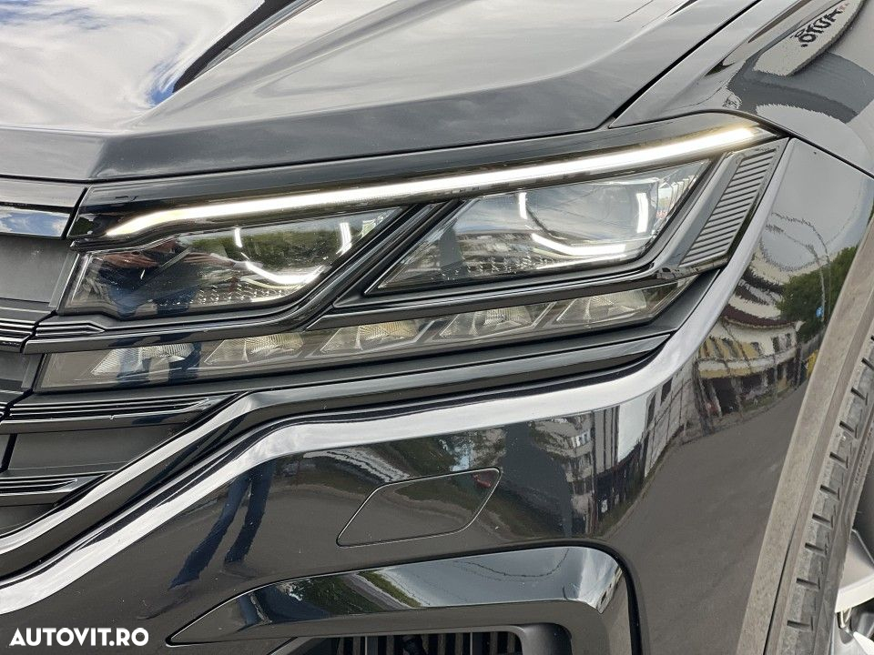Volkswagen Touareg - 9