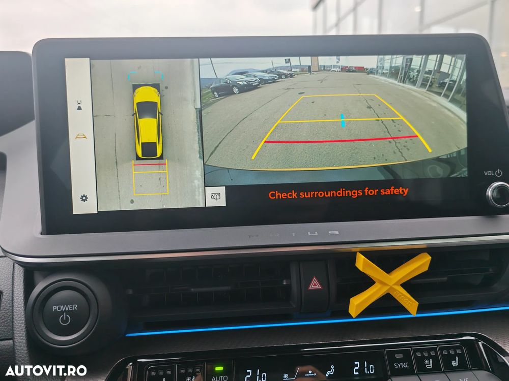 Toyota Prius 2.0 FWD PHEV Exclusive - 27