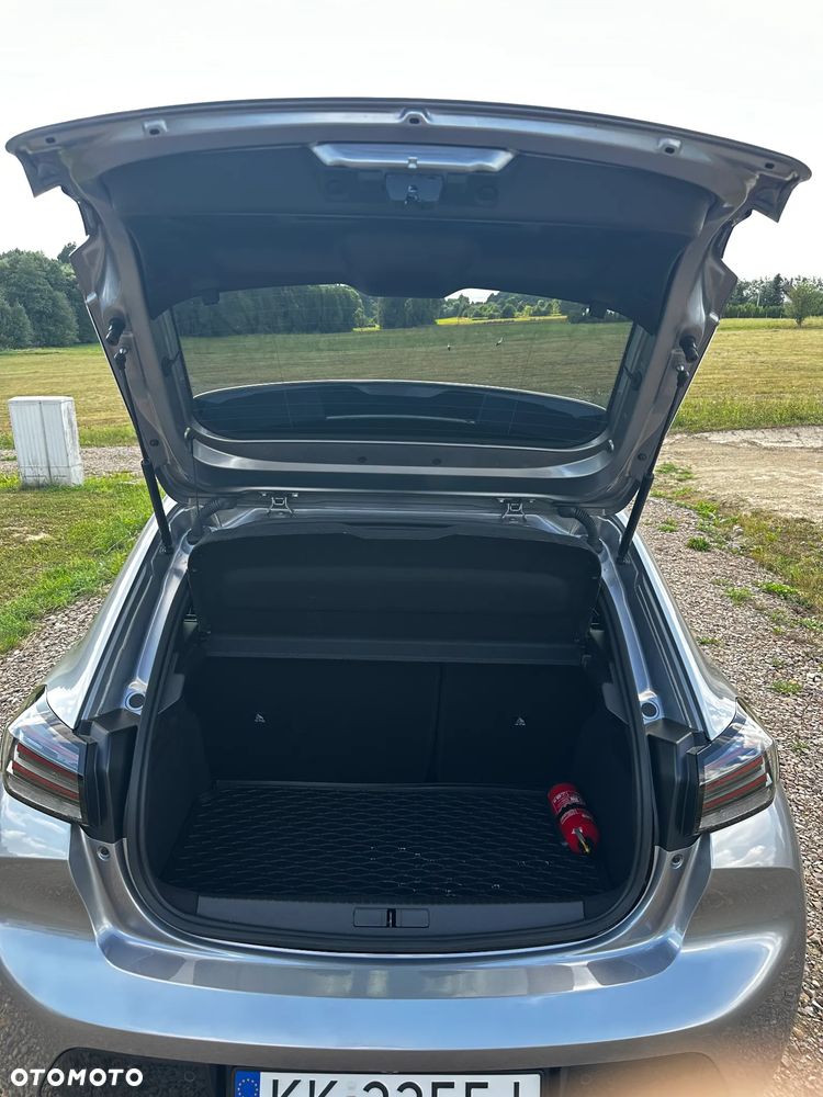 Peugeot 208 1.2 T Allure S&S - 10