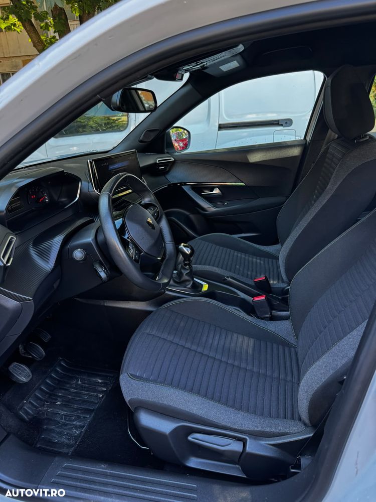 Peugeot 2008 - 5