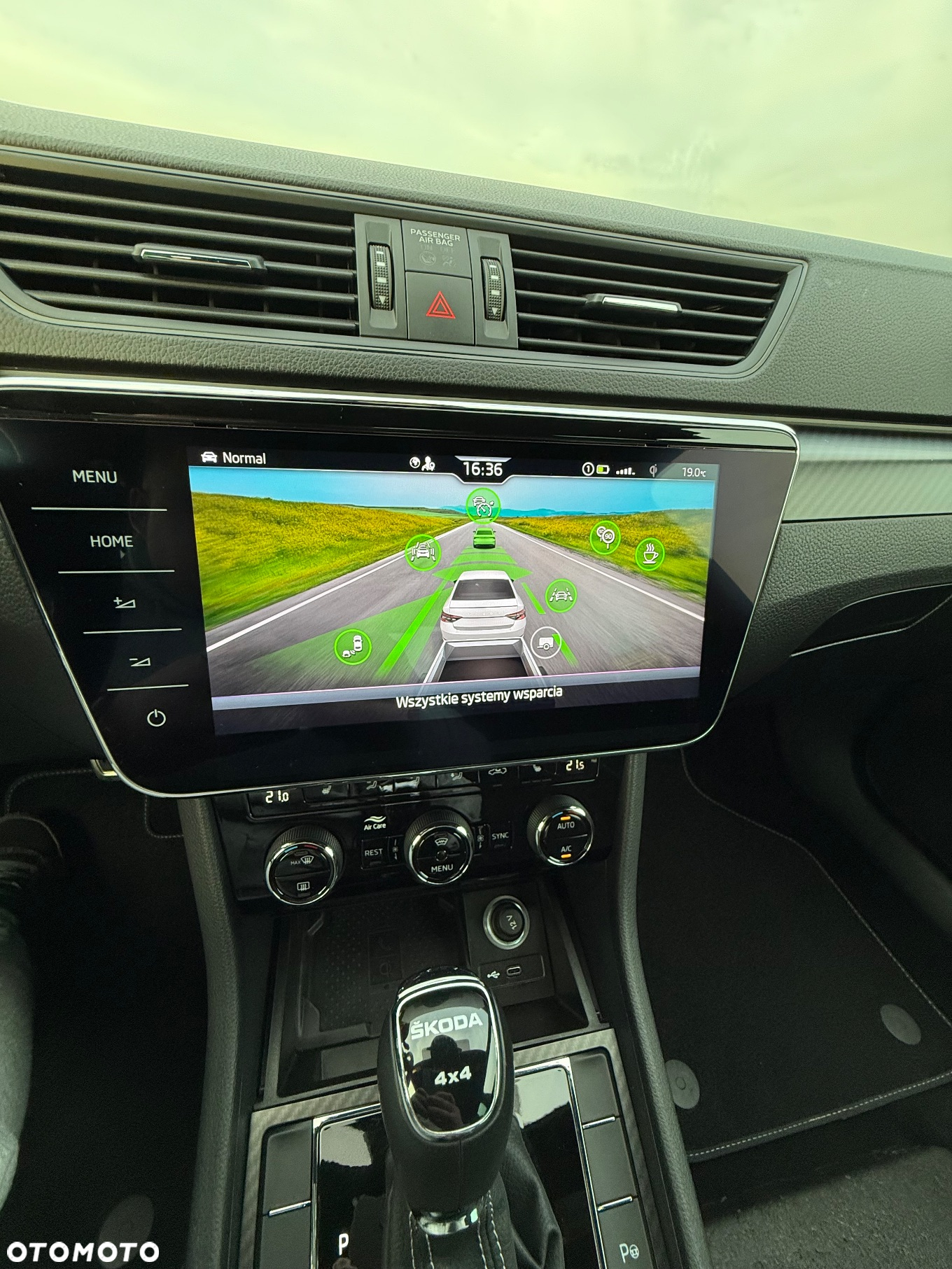 Skoda Superb 2.0 TSI 4x4 Sportline DSG - 19